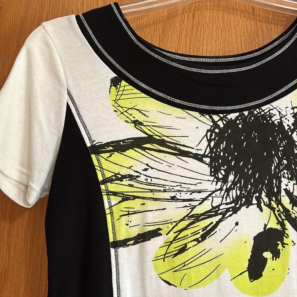 Variations Short-Sleeved Top, Size Small - Picture 3 of 5